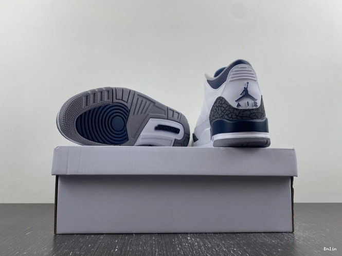 Bmlin Shoes 3 CT8532-140 Navy Air Midnight Jordan 0826